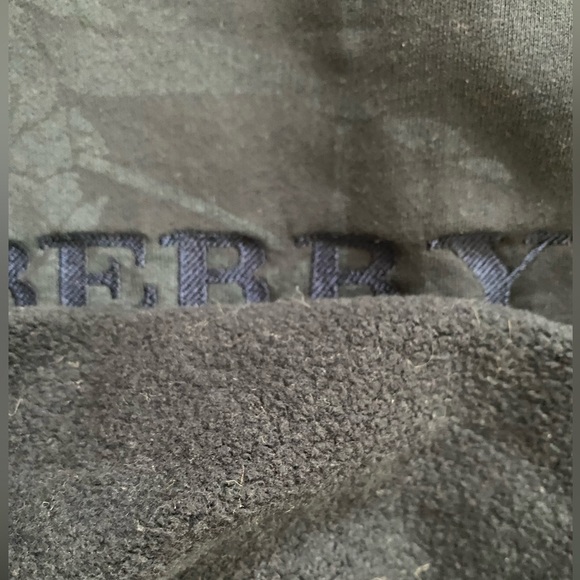 Burberry Embroidered LOGO Sweatshirt! BLACK, plush lining, Unisex Size 5 🖤 - Picture 12 of 14